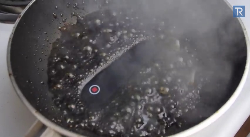 Έβρασε το iPhone σε Coca Cola –Δείτε το αποτέλεσμα (video) - Media