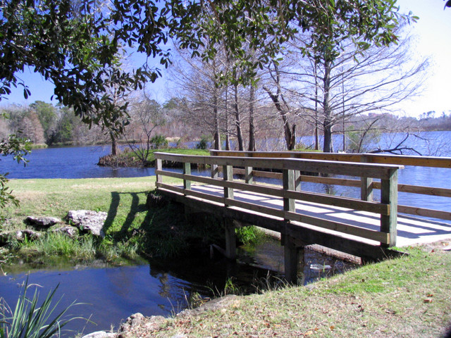 Ήλιος και άνοδος της θερμοκρασίας αύριο, Τρίτη - Media