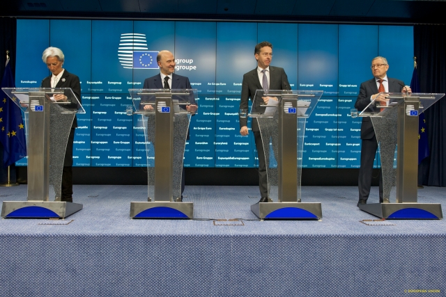 Δείτε ζωντανά την συνέντευξη Τύπου του Eurogroup - Media