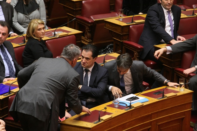 Απορρίφθηκε η άρση ασυλίας του Άδ. Γεωργιάδη -  Έντονη αντιπαράθεση προέδρου Βουλής και αντιπολίτευσης - Media