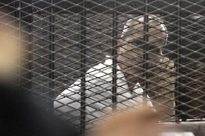 Αίγυπτος: Θα δικαστούν εκ νέου οι δύο φυλακισμένοι δημοσιογράφοι του Al Jazeera - Media