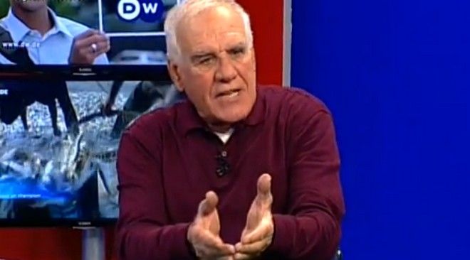 Ο Αλέφαντος μιλάει για όλα: Το σακίδιο του Θεοδωράκη, ο Βενιζέλος, η Τελεία και το… ντιμπέι (Video) - Media