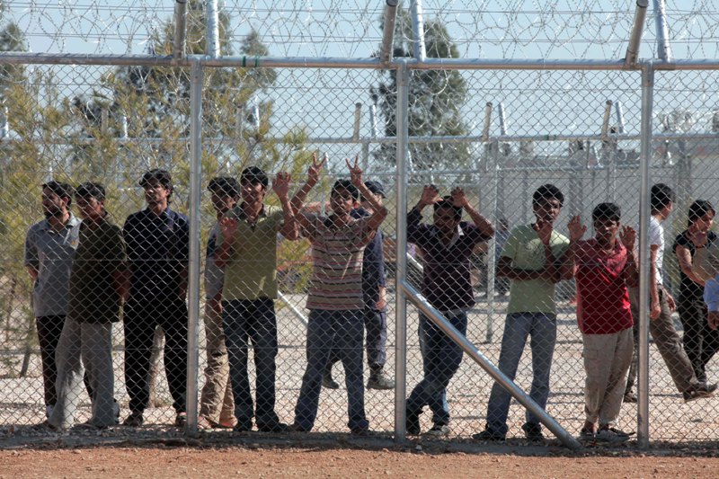 Καταδίκη της Ελλάδας για απάνθρωπη μεταχείριση μεταναστών - Media