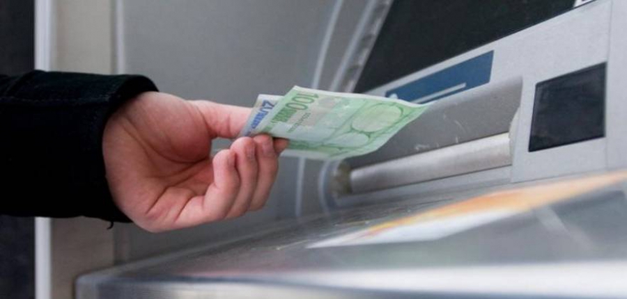 Στα 4 δισ. ευρώ οι τραπεζικές εκροές το Δεκέμβριο - Media