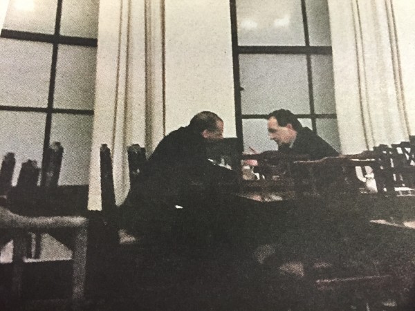 Τετ α τετ Βαρουφάκη-Λαφαζάνη στο καφενείο της Βουλής - Media