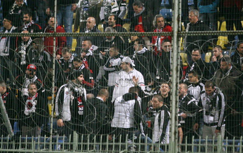 Οπαδοί της Μπεσίκτας δικάζονται για απόπειρα πραξικοπήματος! - Media