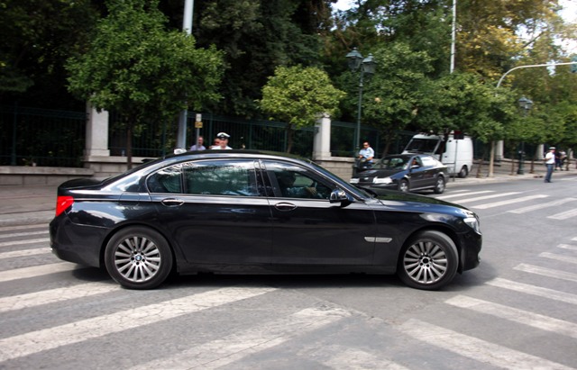 Από τα μυστικά κονδύλια η αγορά της BMW του Βενιζέλου; - Media