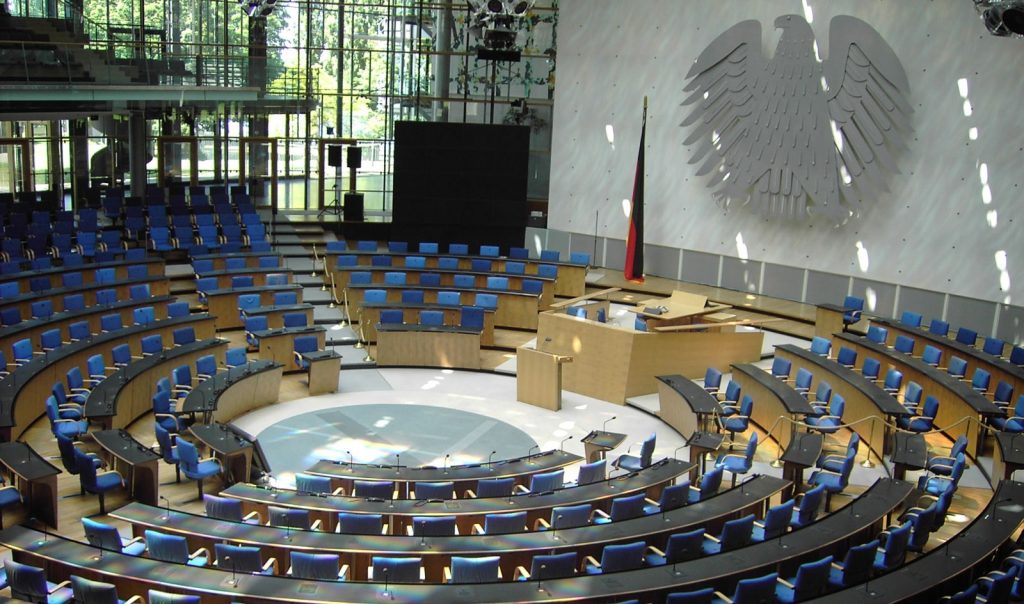 Η γερμανική βουλή ψηφίζει για την ελληνική παράταση-Υπερψηφίζεται με ενστάσεις - Media
