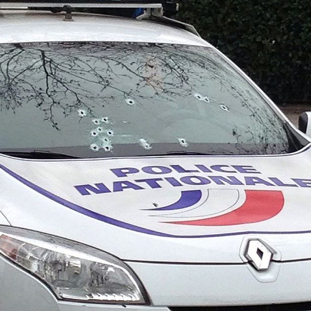 Παρίσι: Δώδεκα συλλήψεις υπόπτων για τρομοκρατία  - Media