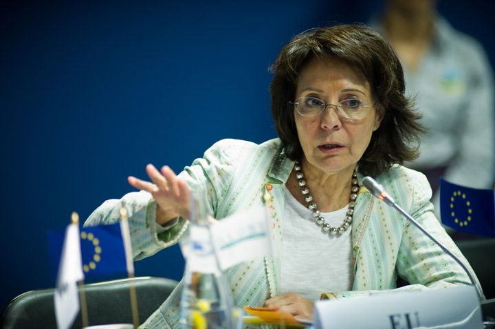 Η Δαμανάκη στην υπηρεσία των βρώμικων «ωκεανών» του χρήματος - Media