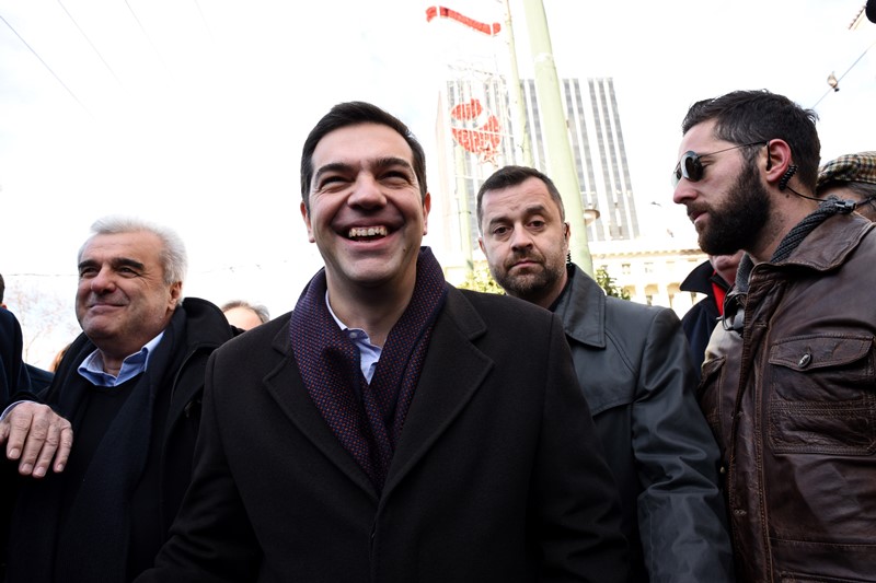 Die Welt: «Καρότο και μαστίγιο» για την Ελλάδα - Media