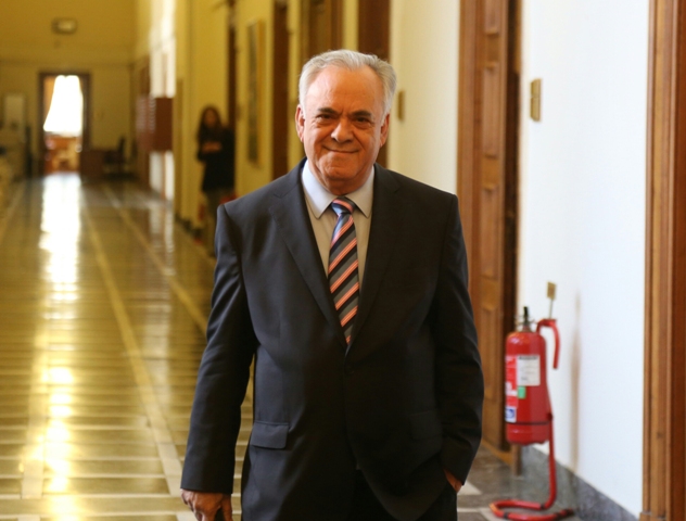 Έκτακτη σύσκεψη Δραγασάκη με τραπεζίτες  - Media