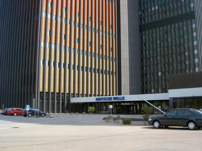 Σφοδρή επίθεση DW: Αυθάδης ο Βαρουφάκης, χωρίς προτάσεις – Ψάχνει για δουλειά ως αρθρογράφος σε διεθνή εφημερίδα - Media