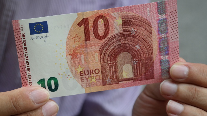 Η Ελλάδα θα σωθεί μόνο εκτός ευρώ, λέει η Telegraph! - Media