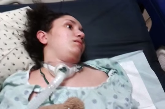 Η αντίδραση ενός πατέρα όταν μεθυσμένος οδηγός άφησε φυτό την κόρη του (Video) - Media