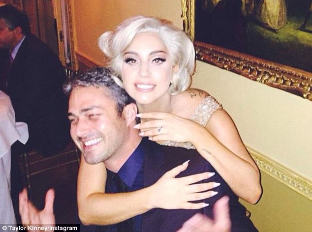Η Lady Gaga Πλήρωσε μόνη της το δαχτυλίδι αρραβώνων - Media