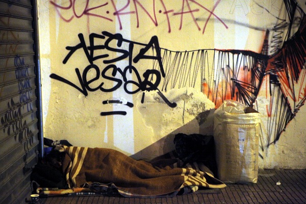 Πέντε άστεγοι νεκροί στη Γαλλία - Media