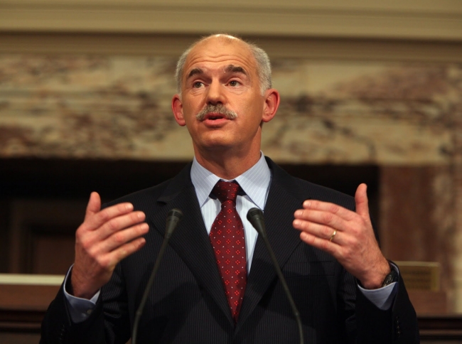 Τρεις νυν βουλευτές στηρίζουν ήδη τον Παπανδρέου - Media