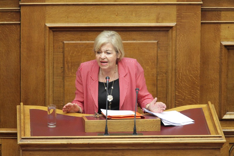 Στην Κουμουνδούρου... απρόσκλητη η Γιαταγάνα - Media