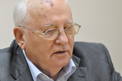 Γκορμπατσόφ: «Ο νέος Ψυχρός Πόλεμος έχει ήδη κηρυχθεί» - Media