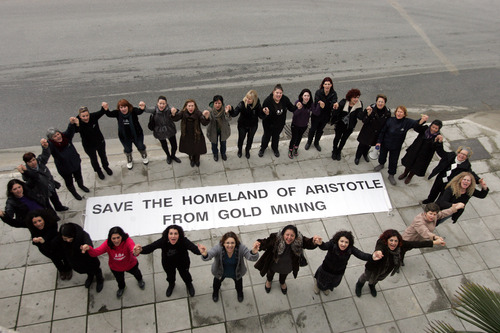 Spiegel για Ιερισσό: «Το χωριό που μοιράζεται τα πάντα» - Media