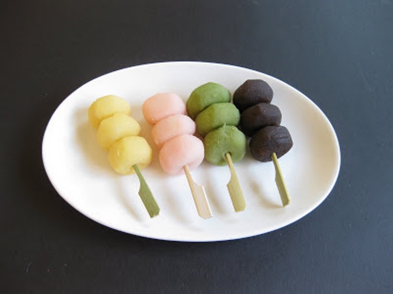 Το πρωτοχρονιάτικο γλυκό-δολοφόνος: Σκότωσε 9, έστειλε 13 στο νοσοκομείο - Media