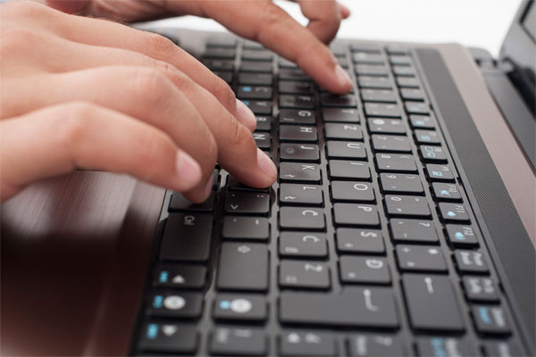 Δίωξη σε μαθητές για απειλητικά μηνύματα  σε μέσα κοινωνικής δικτύωσης - Media