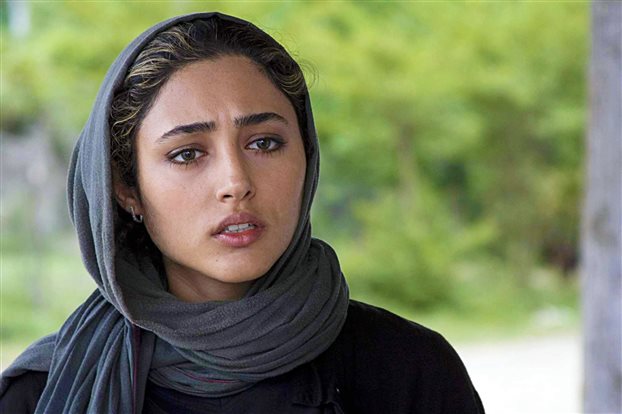 Πως μία γυμνή φωτογράφιση μπορεί να είναι και πολιτική δήλωση - Μάθετε ποια είναι η επαναστάτρια Ιρανή ηθοποιός Γκολσιφτέ Φαραχανί (Videos) - Media