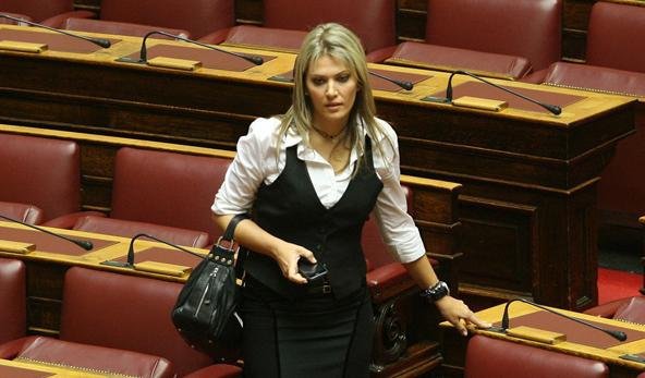Καϊλή: Ο Παπανδρέου δεν τιμά την παράταξη με τη στάση του - Media