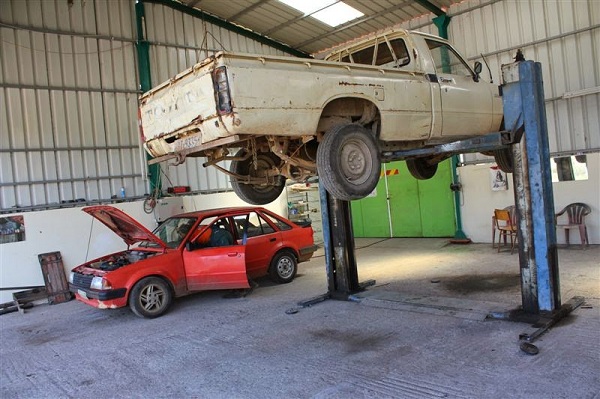 Τραγικός θάνατος μηχανικού αυτοκινήτων στην Καλαμάτα - Media