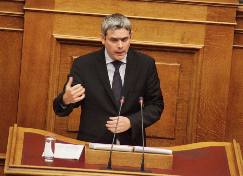 Καραγκούνης: Η κυβέρνηση ξαναμπαίνει σε μνημόνια, πανηγυρίζοντας - Media