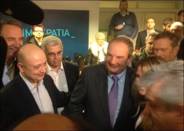Ενθουσιώδης υποδοχή Καραμανλή στη Θεσσαλονίκη (Video) - Media