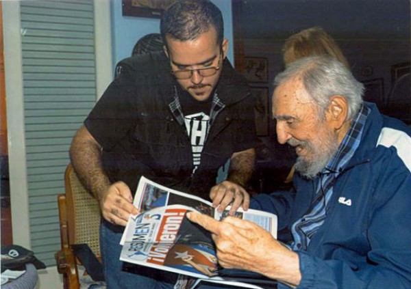 Τέλος στις φήμες! Ο Κάστρο ζει! (Photos) - Media