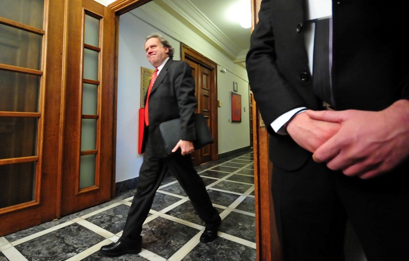 Επιμένει ο Κατρούγκαλος για την επαναπρόσληψη των απολυμένων - Media