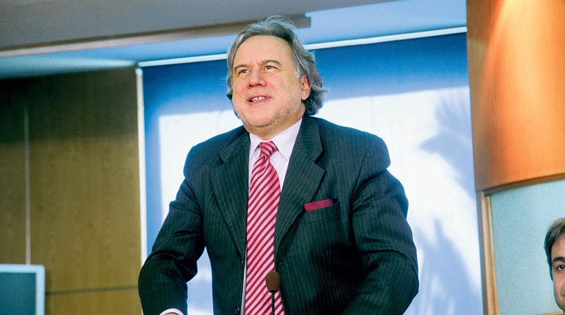 Κατρούγκαλος: «Θα πρέπει να πληρώσουν οι πλούσιοι που έγιναν πλουσιότεροι»  - Media