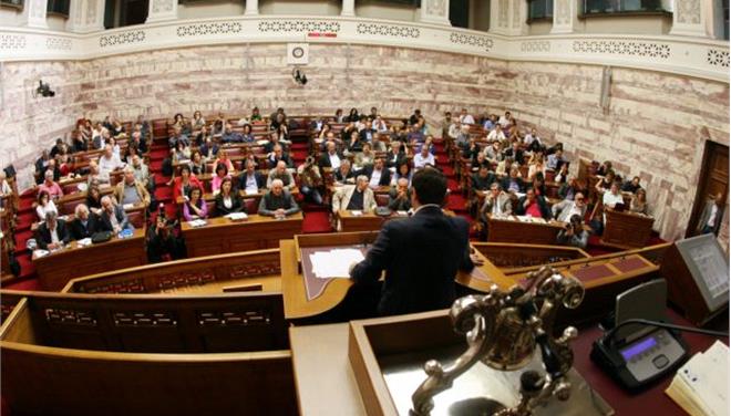 Αντιδράσεις στη συμφωνία από Λεουτσάκο και Μακρή  (Video) - Media