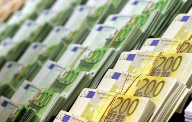 Financial Times: «Ναι» σε κούρεμα 50% του ελληνικού χρέους - Media