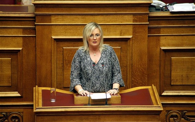 Επιμένει στην καταγγελία της η Στ. Ξουλίδου (Video) - Media