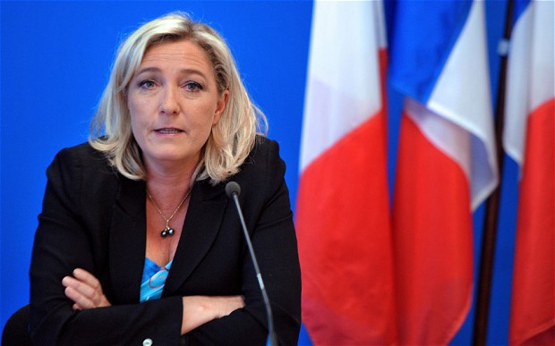 Γαλλική δημοσκόπηση: Η Μαρίν Λεπέν θα κέρδιζε τον πρώτο γύρο των προεδρικών εκλογών, όχι όμως και τον δεύτερο - Media
