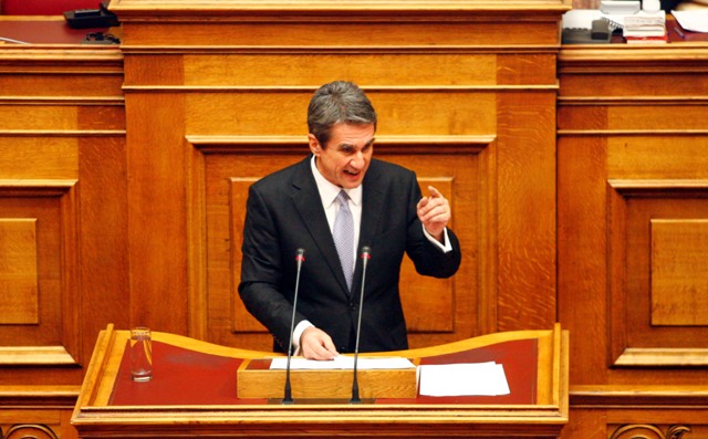 Λοβέρδος: Ήμασταν πατριώτες κατά 70% και δοσίλογοι κατά 30%;  - Media