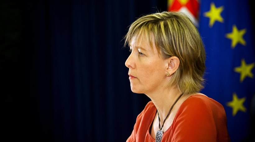 «Τηρήστε το πρόγραμμα λιτότητας» λέει η Πορτογαλίδα υπουργός Οικονομικών - Media