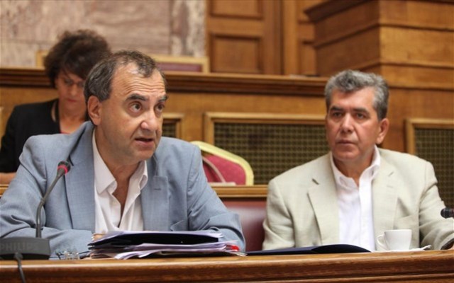 Διχάζει το σχέδιο Μοσκοβισί - Media