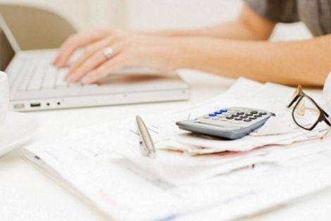 «Καίει» τα «μπλοκάκια» η εφορία - Media