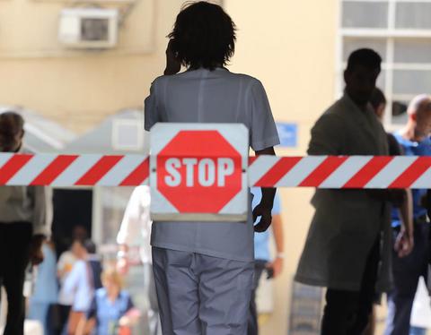 Ερημοποίηση νοσοκομείων – Έλλειψη 6000 γιατρών στο ΕΣΥ - Media
