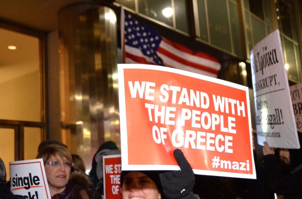 Μήνυμα αλληλεγγύης στην Ελλάδα από τη Νέα Υόρκη - Συγκεντρώσεις συμπαράστασης σε ολόκληρο τον κόσμο (Photos & Video) - Media