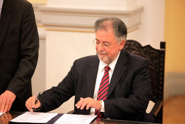 Πανούσης: Δεν πιστεύω στον αφοπλισμό της αστυνομίας - Να καταργηθούν οι φυλακές υψίστης ασφαλείας (Video) - Media