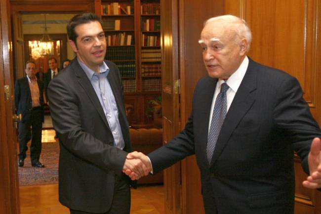 Συνάντηση Παπούλια- Τσίπρα αύριο στις 12 - Media