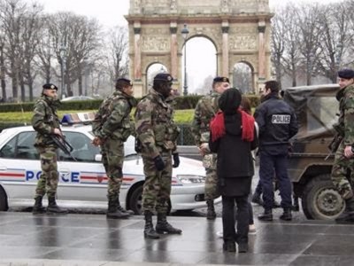 Οκτώ συλλήψεις στο Παρίσι για συμμετοχή σε δίκτυο τζιχαντιστών - Media