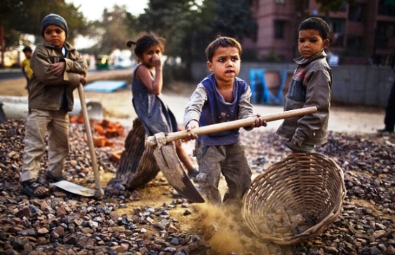 Ινδία: Παιδιά σε συνθήκες δουλείας - Media