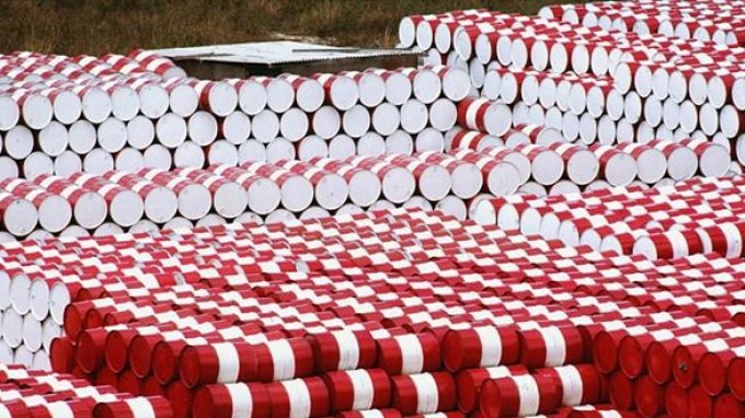 Στη χαμηλότερη τιμή από το 2009 το πετρέλαιο - Κάτω από τα 60$ το βαρέλι - Media
